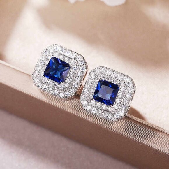 🎀 925 Silver Blue Color CZ Crystal Stud Earrings for Women, HA4483 - Picture 1 of 3